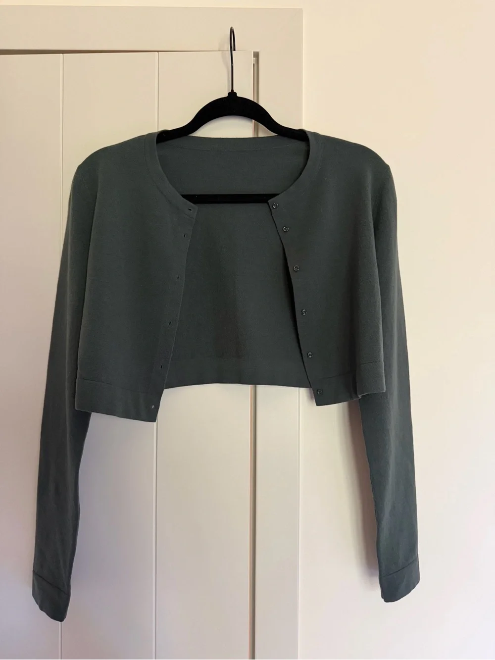 Alaia Signature Cropped Knit Cardigan - Picture 1 of 5